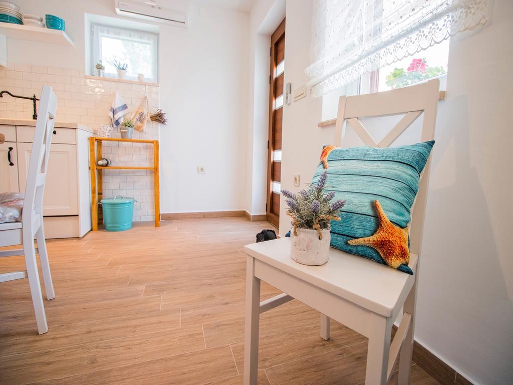 Holiday Home Lukica بريفلاكا الغرفة الصورة
